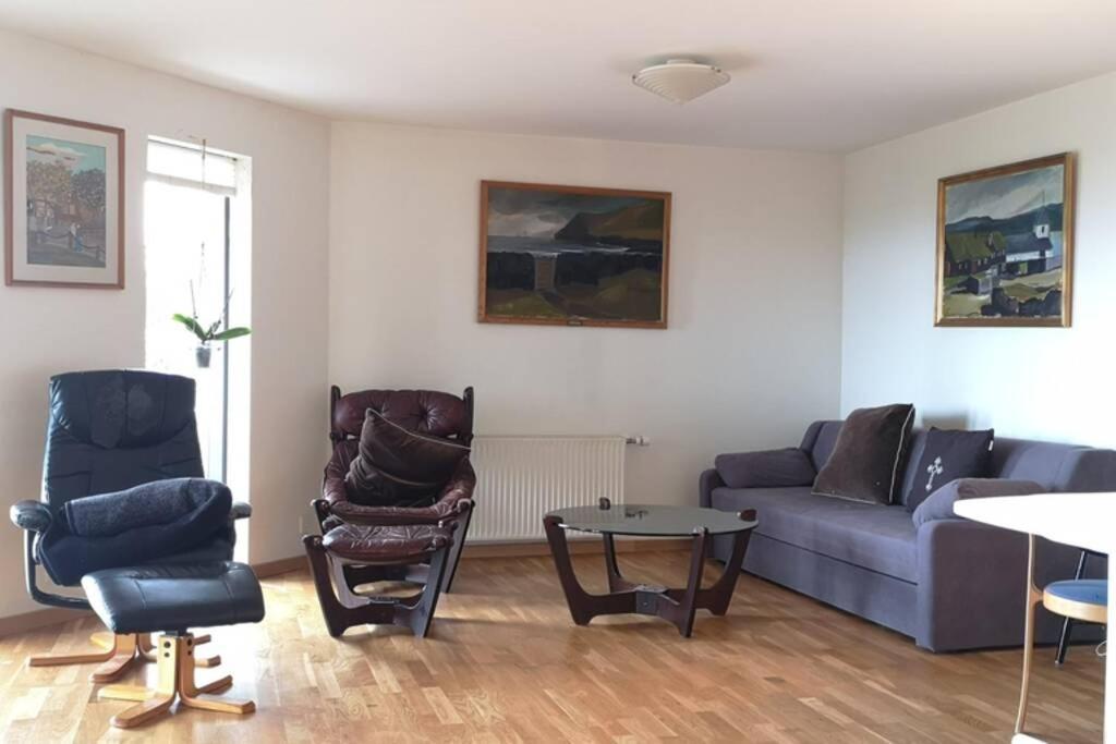 Large Apartment With Fabulous View Of Tórshavn Eksteriør billede